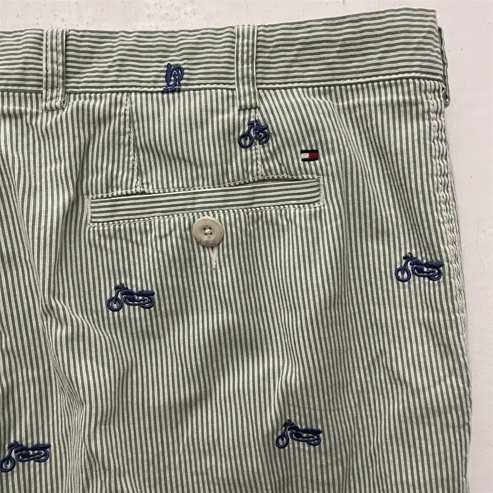 Tommy Hilfiger 42 x 11